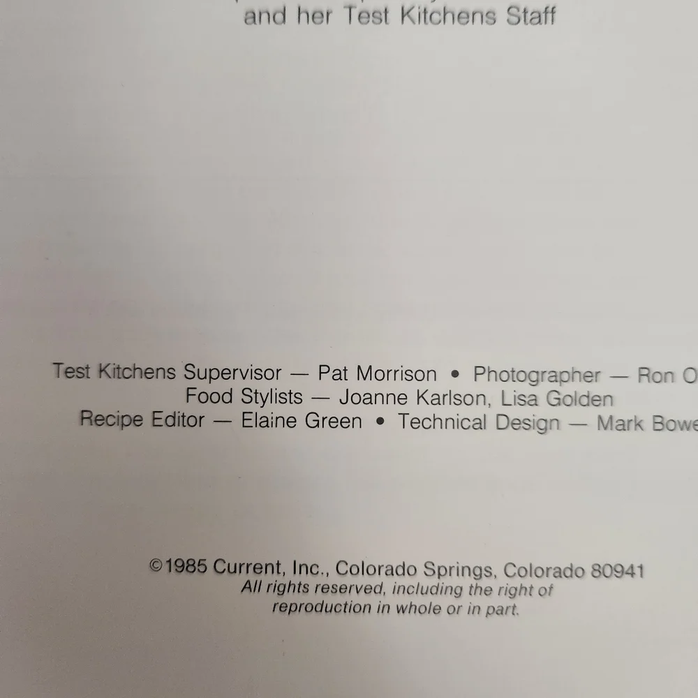 Current/Elliott Make & Take Cookbook with Red and Green Accents